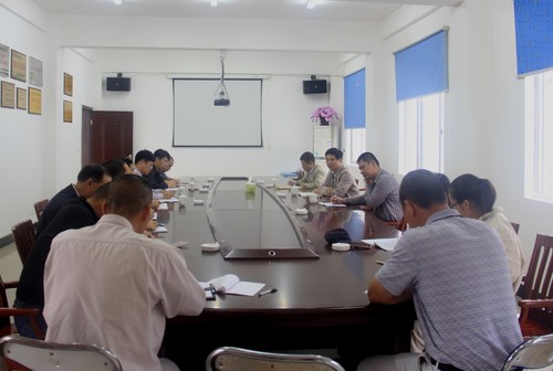 鄭青 省機電控股公司副總經(jīng)理陳斌深入海峽科化福安分公司調(diào)研指導工作[2].jpg