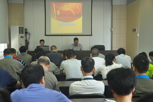 陳宏金：永春分公司組織學(xué)習(xí)廖俊波先進(jìn)事跡專題活動(dòng)。.jpg