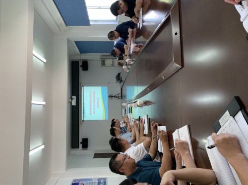 格式工廠(chǎng)福安郭丹桂：海峽科化公司黨委委員、副總經(jīng)理黃卿延到福安分公司開(kāi)展民爆市場(chǎng)營(yíng)銷(xiāo)策略課題調(diào)研.jpg